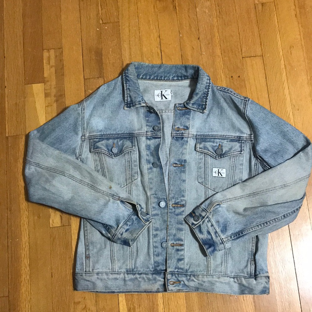 VINTAGE Calvin Klein Jean Jacket SIZE MEDIUM - Picture 1 of 3